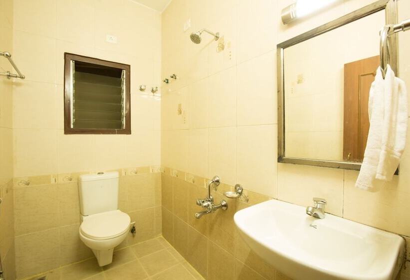 اتاق اجرایی, Sri Sai Park