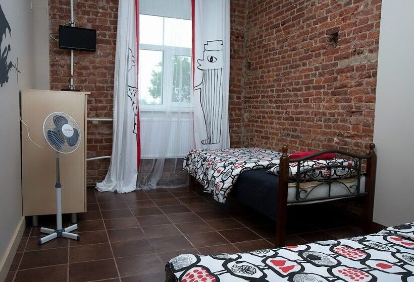 Quarto Economy, Kino Hostel On Viborgskaya