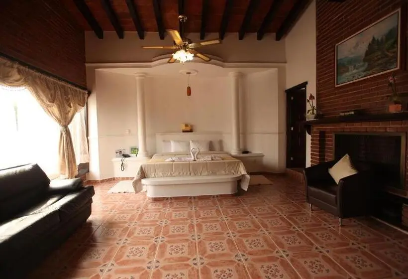 シニアスイート, La Capilla Hotel Boutique