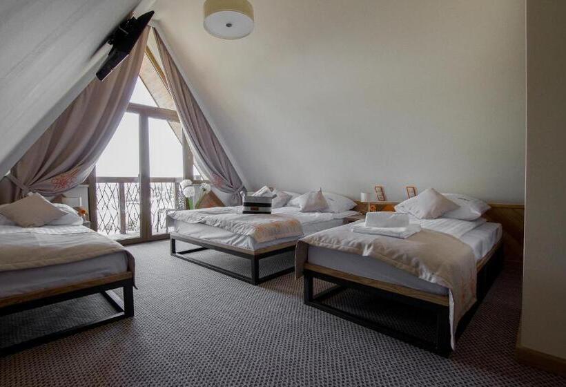 اتاق خانوادگی, Novobilski   Pod Wyciągiem Bania I Kotelnica, Obok Termy Bania