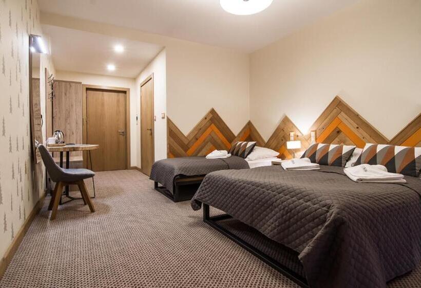 اتاق سوپریور سه تخته, Novobilski   Pod Wyciągiem Bania I Kotelnica, Obok Termy Bania