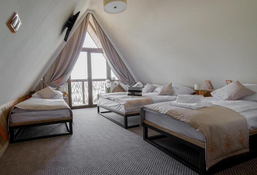 اتاق خانوادگی, Novobilski   Pod Wyciągiem Bania I Kotelnica, Obok Termy Bania