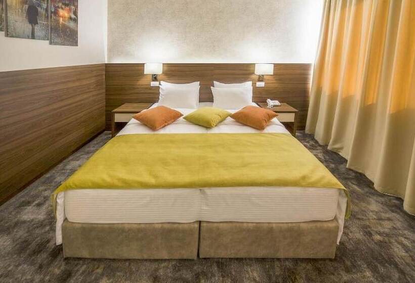 اتاق استاندارد, Marshal Garni