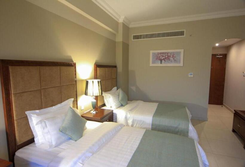 اتاق اکونومی, Muscat Inn