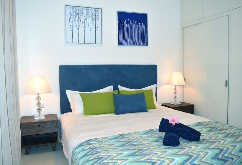 3 Bedroom Premium Apartment, Rose Des Sables Beachfront Apartments