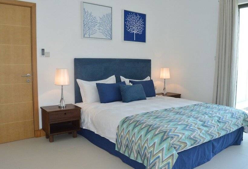 1 Bedroom Penthouse Apartment, Rose Des Sables Beachfront Apartments