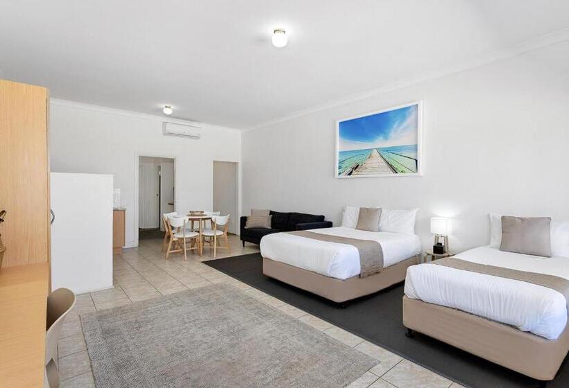 １階の１ベッドルームアパートメント, Coast Motel And Apartments
