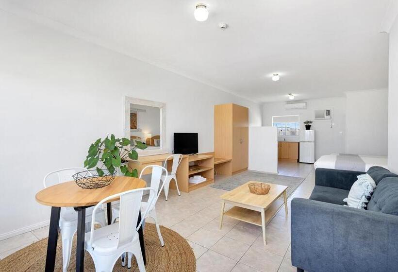 オーシャンビュースーペリアースイート, Coast Motel And Apartments