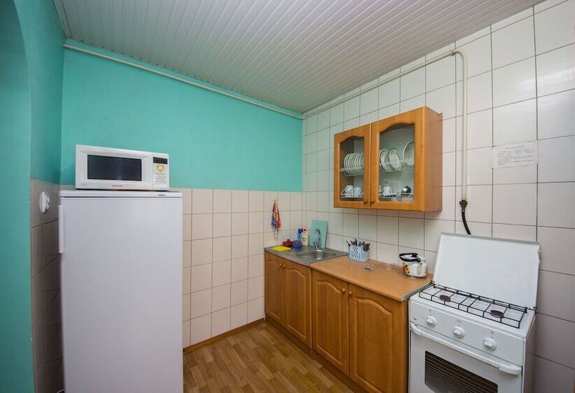 اتاق سوپریور سه تخته, Guest House On Chernomorskaya Ulitsa