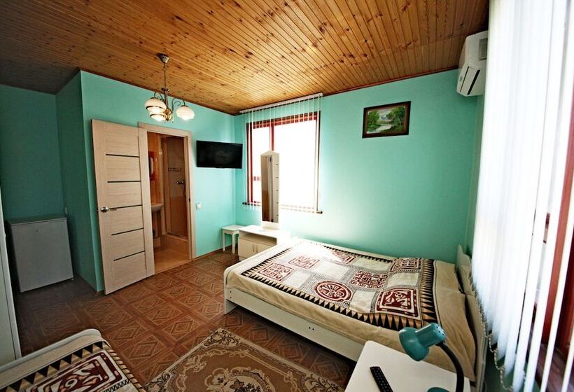 اتاق راحتی سه تخته, Guest House On Chernomorskaya Ulitsa