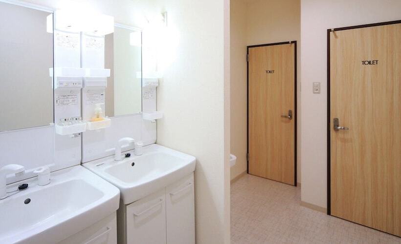 غرفة قياسية رباعية حمام مشترك, Air Hostel Lcc