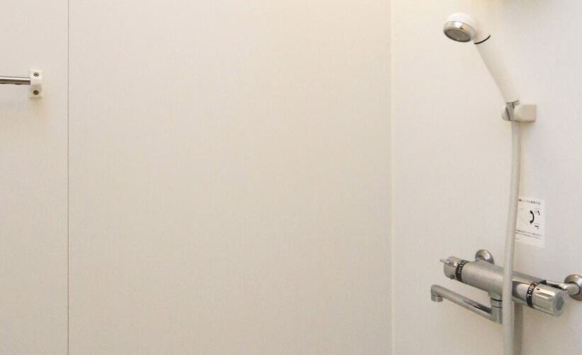 غرفة قياسية, Air Hostel Lcc