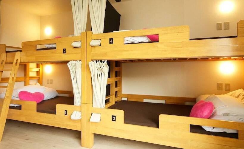 غرفة قياسية, Air Hostel Lcc