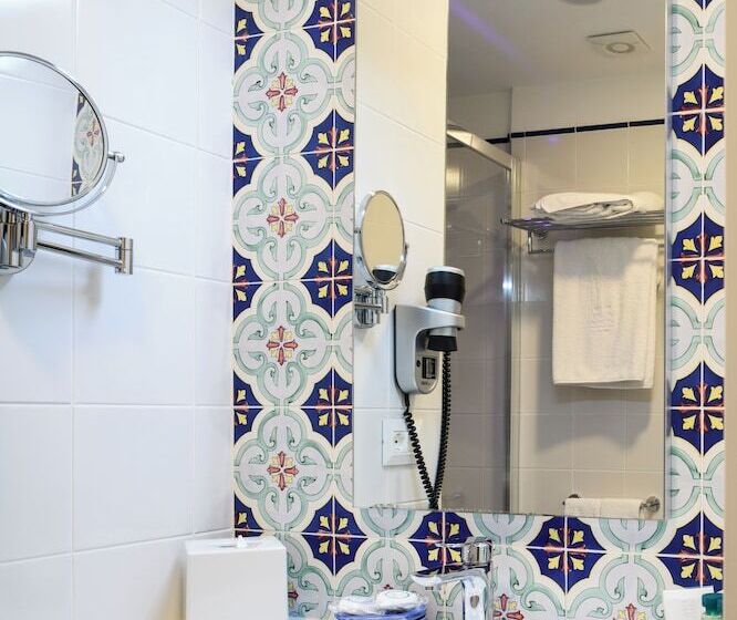 Quarto Estandar, La Casa Di Paolo Casa Di Charme
