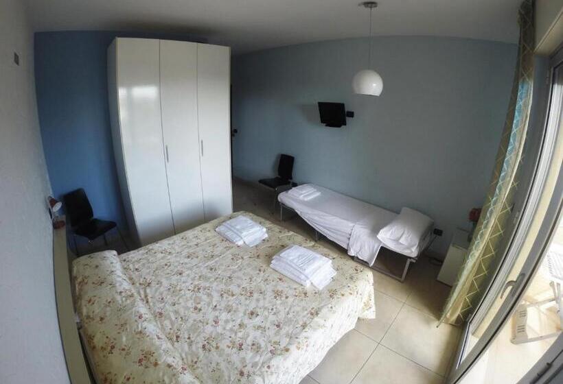Standard Kolmen Hengen Huone, B&b Via Gallipoli