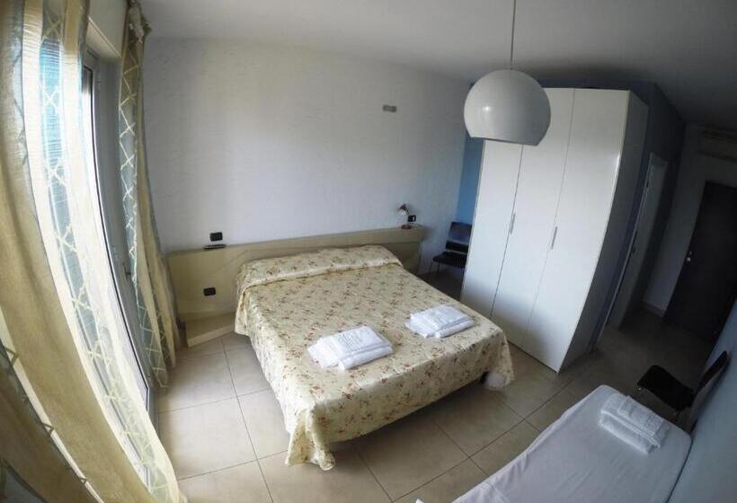 Standard Kolmen Hengen Huone, B&b Via Gallipoli
