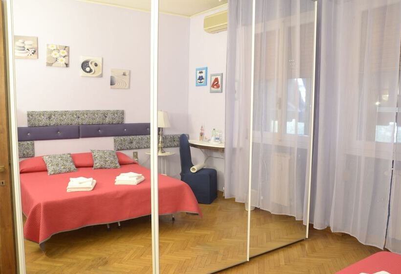 اتاق استاندارد با سرویس بهداشتی مشترک, Mel Affittacamere