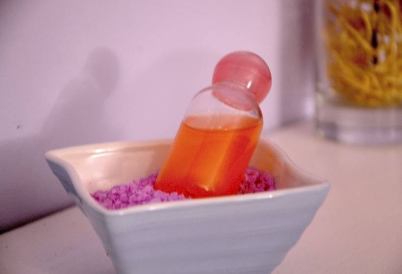 اتاق استاندارد با سرویس بهداشتی مشترک, Mel Affittacamere