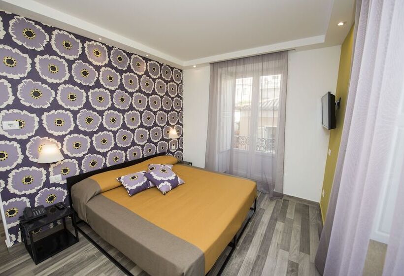 디럭스 룸, Villa Adua