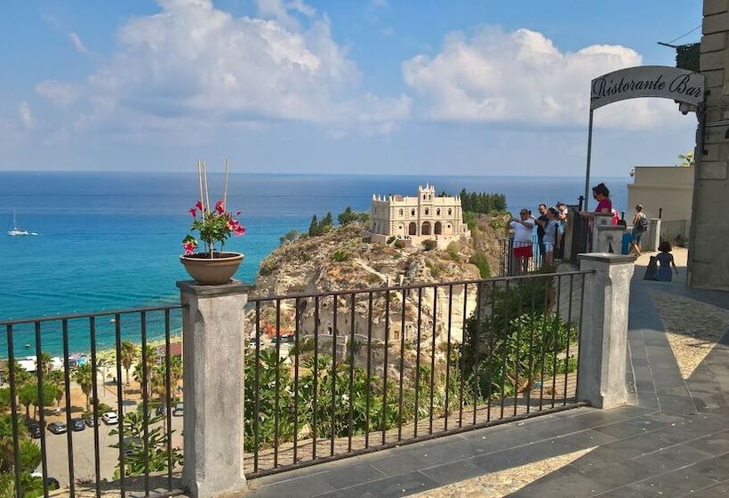 주니어 스위트 바다 전망, Villa Adua