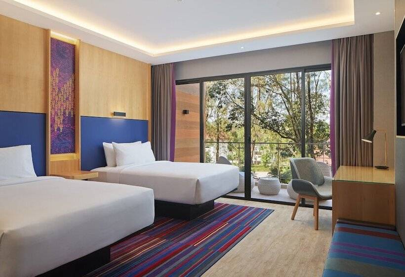 庭の見えるバルコニー月スタンダードルーム, Aloft Langkawi Pantai Tengah