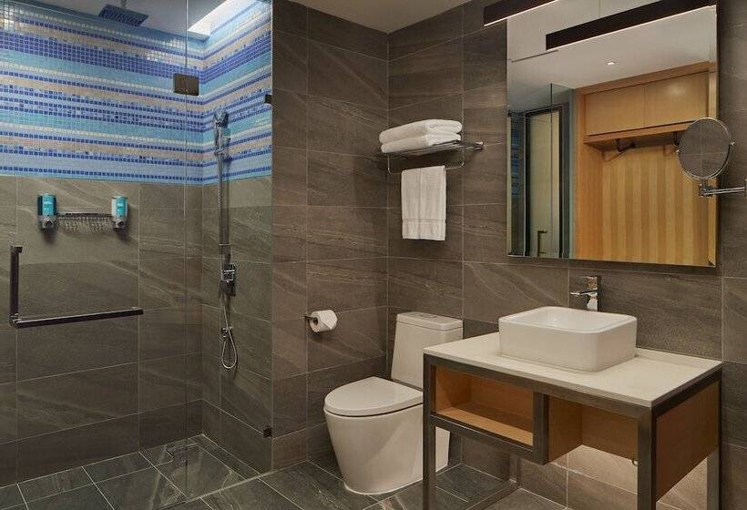 オーシャンビュースタンダードルームバルコニー付き, Aloft Langkawi Pantai Tengah