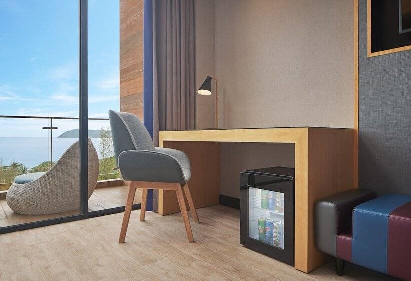 オーシャンビュースタンダードルームバルコニー付き, Aloft Langkawi Pantai Tengah