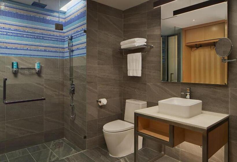 オーシャンビュースタンダードルームバルコニー付き, Aloft Langkawi Pantai Tengah