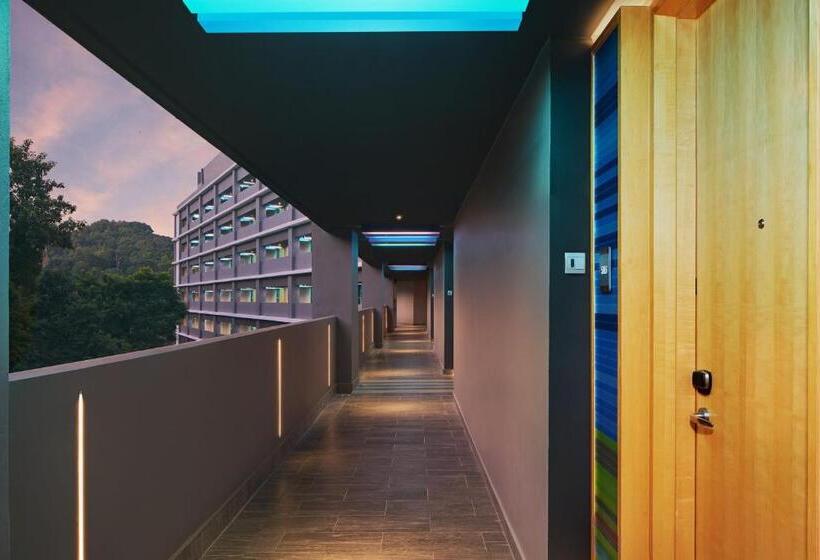 オーシャンビュースタンダードルームバルコニー付き, Aloft Langkawi Pantai Tengah