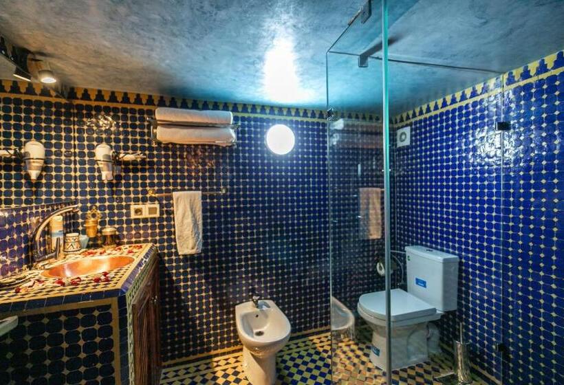 اتاق سوپریور چهار تخته, Dar Borj