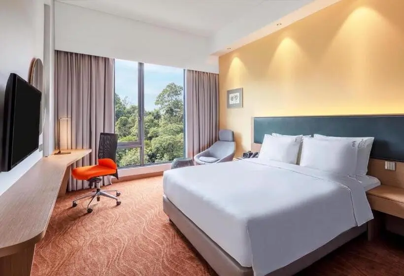 クイーンサイズベッドのスタンダードルーム, Holiday Inn Express Kota Kinabalu City Centre By Ihg
