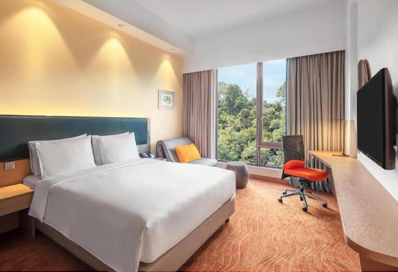 스탠다드 룸 퀸사이즈 침대, Holiday Inn Express Kota Kinabalu City Centre By Ihg