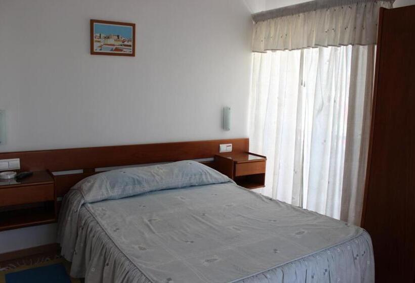 חדר סטנדרט, Dom Fernando I