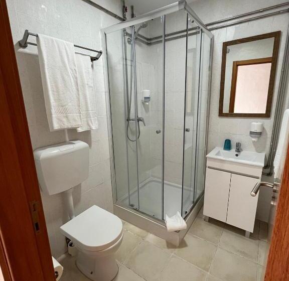 Люкс, Zulla Nazaré`s Surf Village