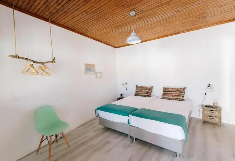 اتاق استاندارد, Zulla Nazaré`s Surf Village