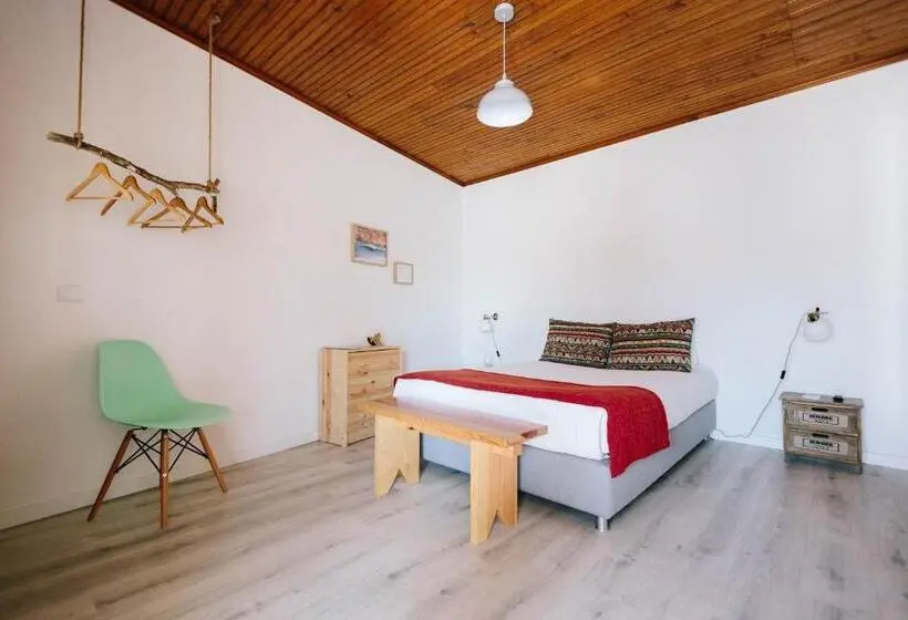 اتاق استاندارد, Zulla Nazaré`s Surf Village