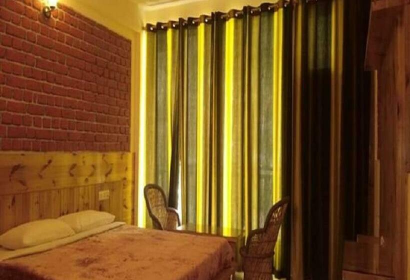 غرفة ديلوكس, White Water Inn Mcleodganj