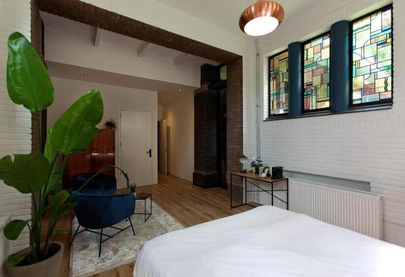 身障者適用キングサイズベッドルーム, B&b De Kerk