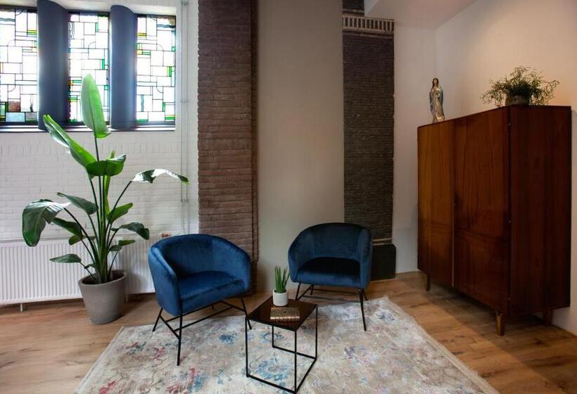 身障者適用キングサイズベッドルーム, B&b De Kerk