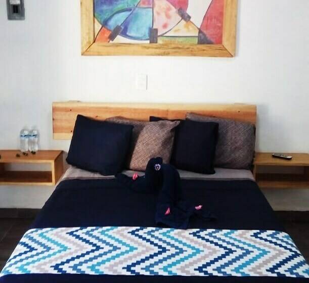 غرفة أساسية سرير مزدوج, Nauh Xulha Rooms