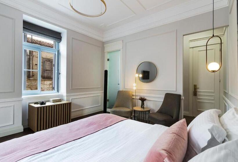 סוויטה, A77 Suites, Small Luxury Hotels Of The World