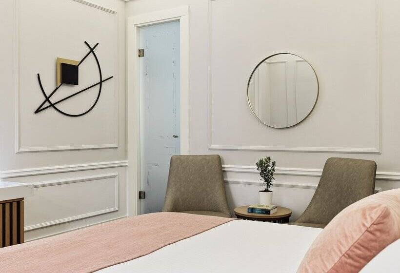 סוויטה, A77 Suites, Small Luxury Hotels Of The World