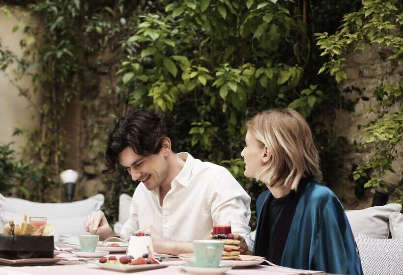 סוויטה, A77 Suites, Small Luxury Hotels Of The World