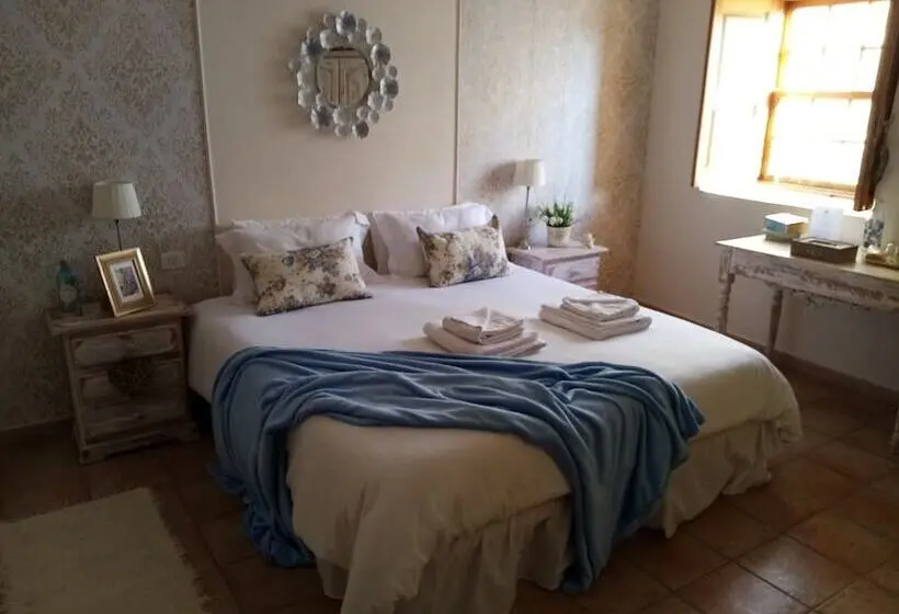 اتاق لوکس, Ziggys Mountain Retreat
