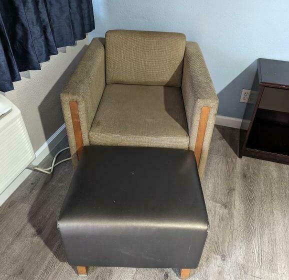 غرفة قياسية, Best Motel