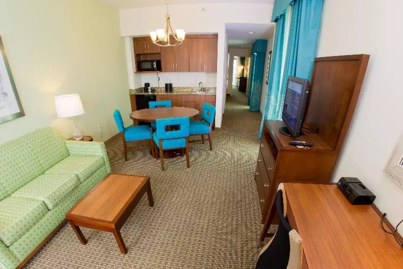 景色の見えるスイートルーム, Holiday Inn Resort Pensacola Beach, An Ihg