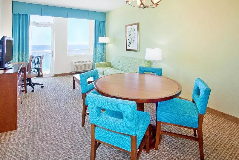 景色の見えるスイートルーム, Holiday Inn Resort Pensacola Beach, An Ihg