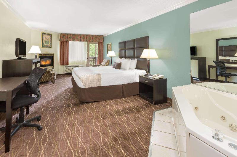 스탠다드 룸, Baymont By Wyndham Helen