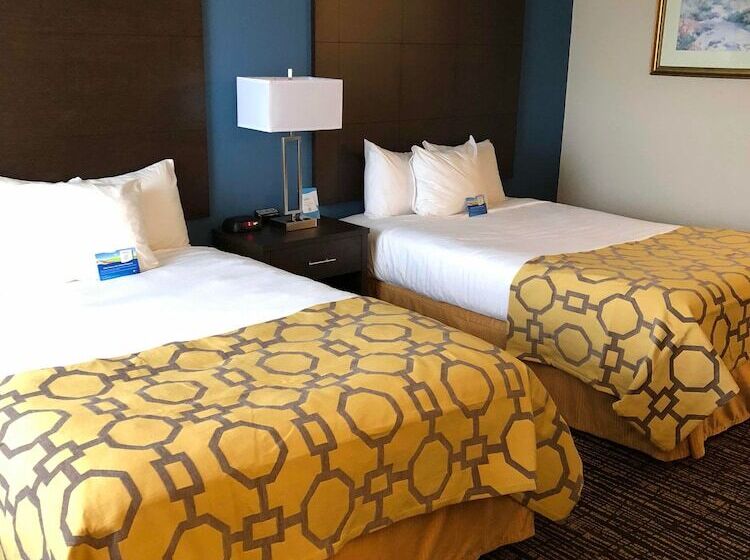 غرفة قياسية مزوَّدة بشُرفة, Baymont By Wyndham Washington