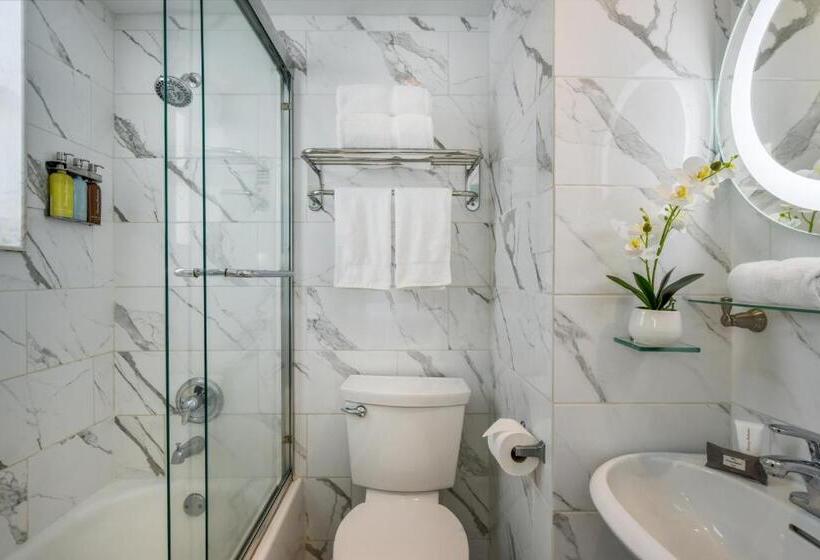 غرفة ديلوكس سرير كينج, Beacon South Beach